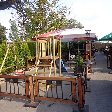 Hotel & Restauracja Euforia การ์โวลิน ภายนอก รูปภาพ