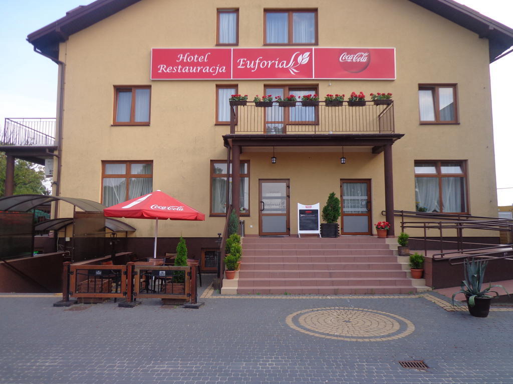 Hotel & Restauracja Euforia การ์โวลิน ภายนอก รูปภาพ