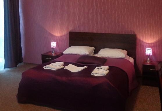 Hotel & Restauracja Euforia การ์โวลิน ภายนอก รูปภาพ